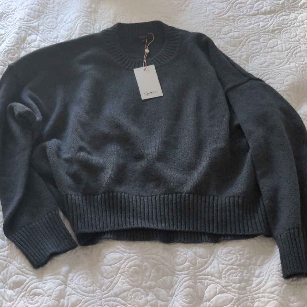 Quince Women's Charcoal Gray Sweater